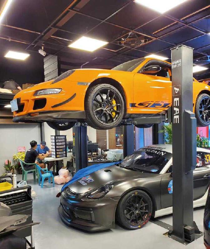 Pont élévateur premium 2 colonnes 4,2 tonnes déverrouillage automatique - 230 V_3