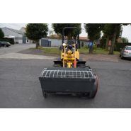 01.Bm.100s - 01.Bm.2000s - Godets malaxeurs à béton Attec - Poids 182-1900 kg - Grille de protection et double déchargement_3