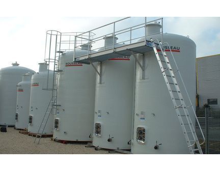 Cuve vinicole fibre à fond plat_4