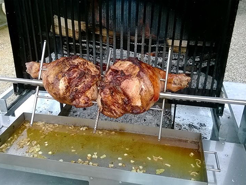 Tournebroche de qualité pour cuisson méchoui en extérieur