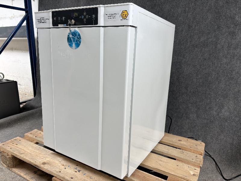 Armoire laboratoire négative ATEX Gram RF210LG10_3