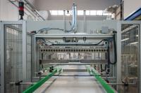 Ensacheuse semi-automatique pour flacons thermoplastiques jusqu'à 1200 mm de largeur et 1400 m de long_3