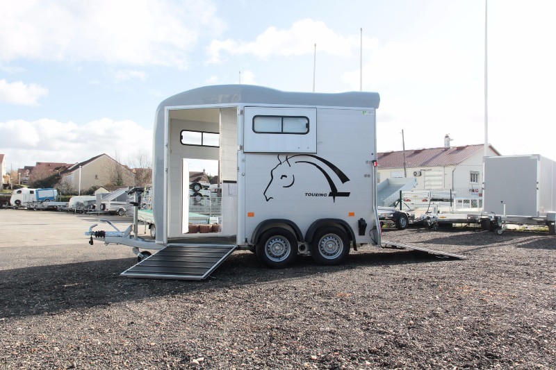 Van 2 places sortie avant pour chevaux - Cheval Liberté - Gold Touring Country avec suspension Pullman 2 et plancher aluminium_3