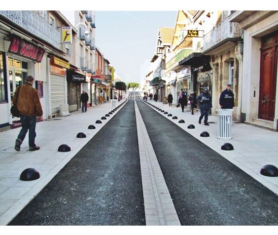 Borne de protection en fonte diamètre 300, 400 avec ou sans collerette - HEMISPHERE_3