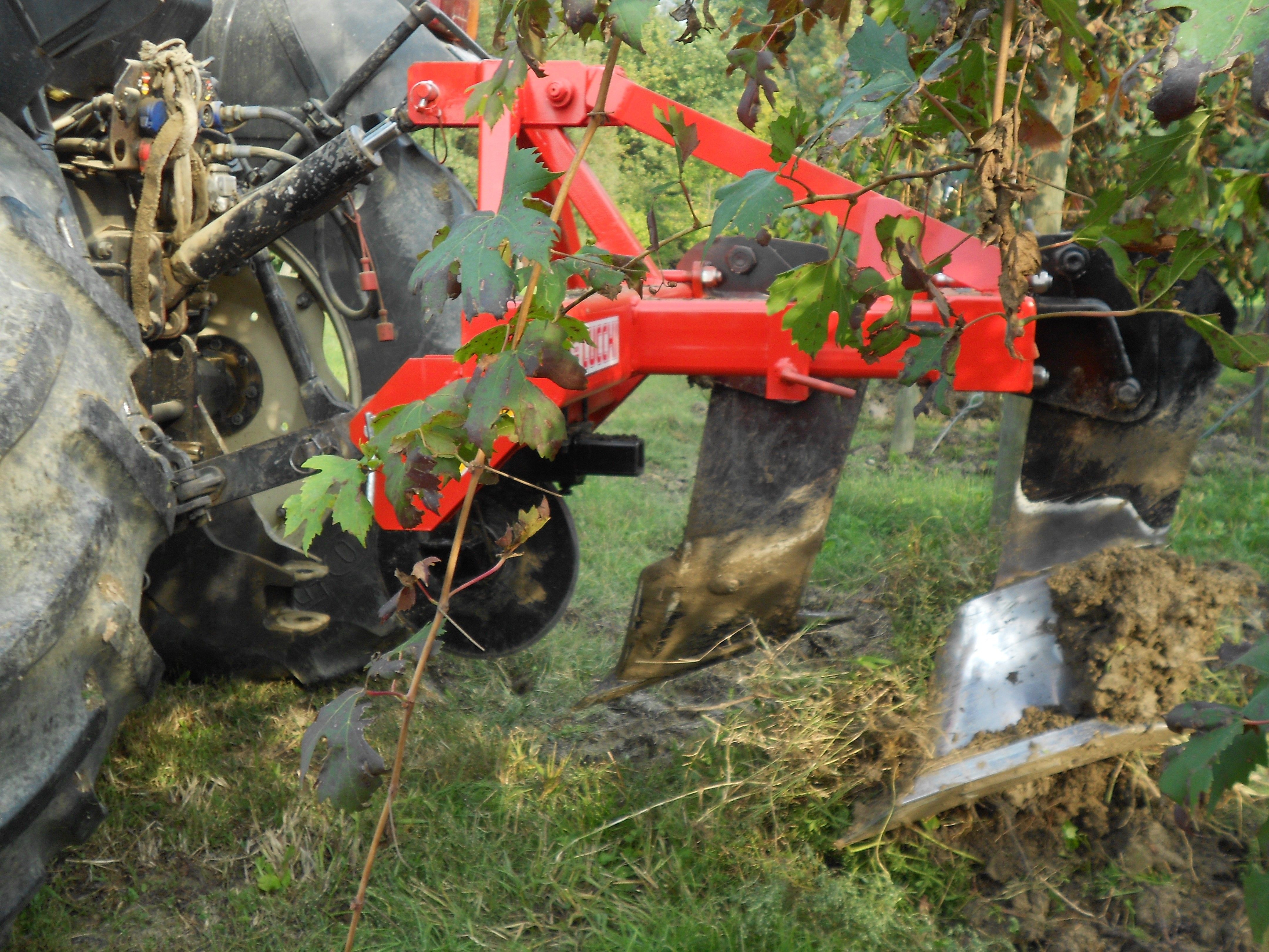 Dvf/1 - sous-soleuses - cucchi - chassis monolithique tubulaire de 120x120mm_3