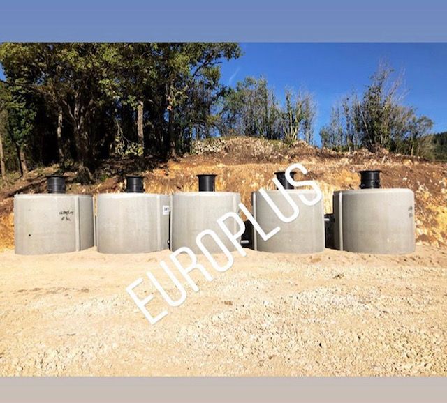 Cuve béton 5000 litres    réhausse pivotante avec entrée et sortie_3