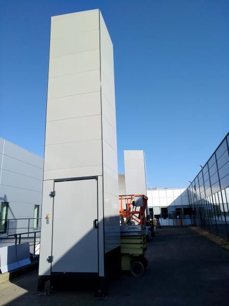 Monte-charges extérieur Hamon - charge 2000 kg à 2500 kg - dimensions jusqu'à 4000x2200 mm - élévation 12 m_3