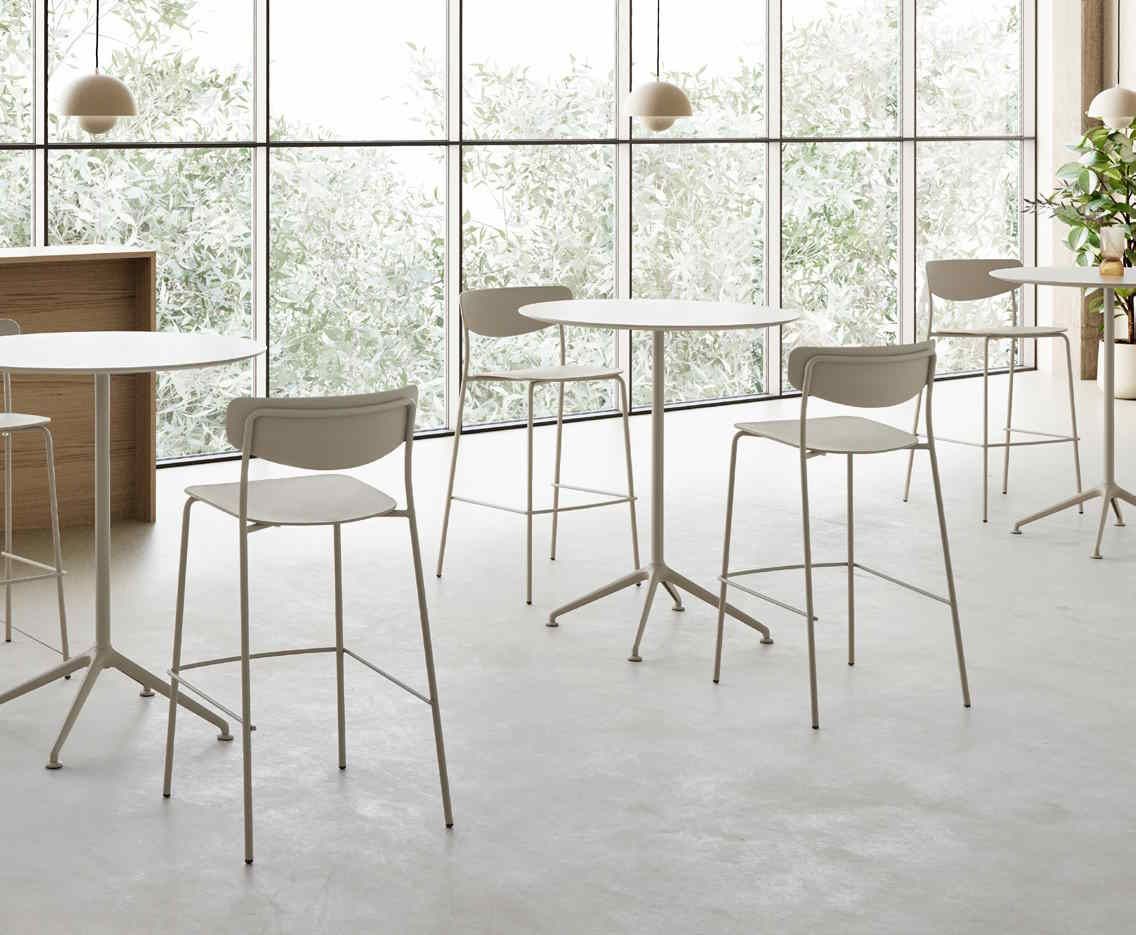 LEA - Chaise empilable esprit rétro, confortable et polyvalente pour réunion ou restaurant_3