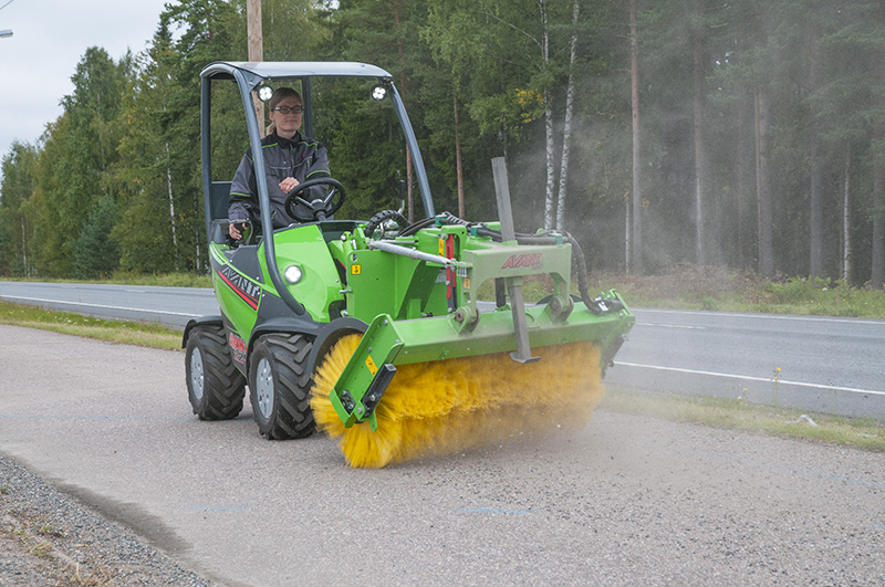 Balayeuse professionnelle avant Tecno Oy - Référence A35583 - 3 largeurs de travail disponibles (1100, 1500, 2000 mm)_3