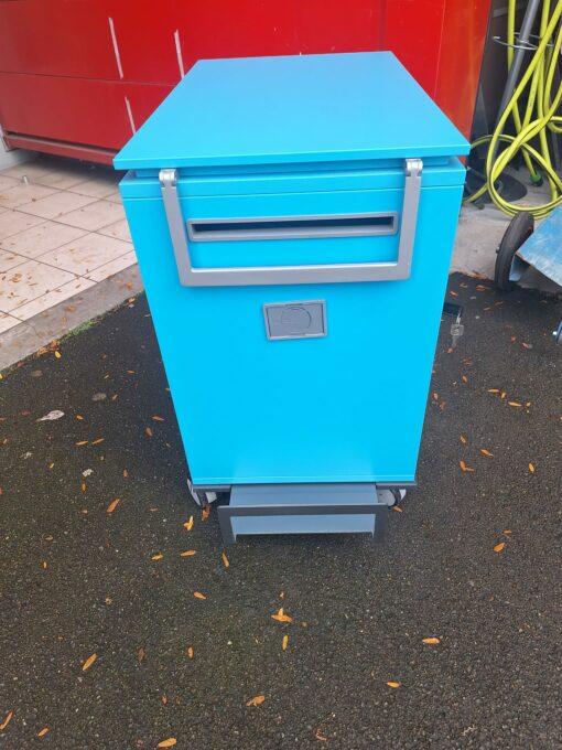 Armoire de rangement Moby Steelcase d'occasion - métal, serrure intégrée, design moderne_3