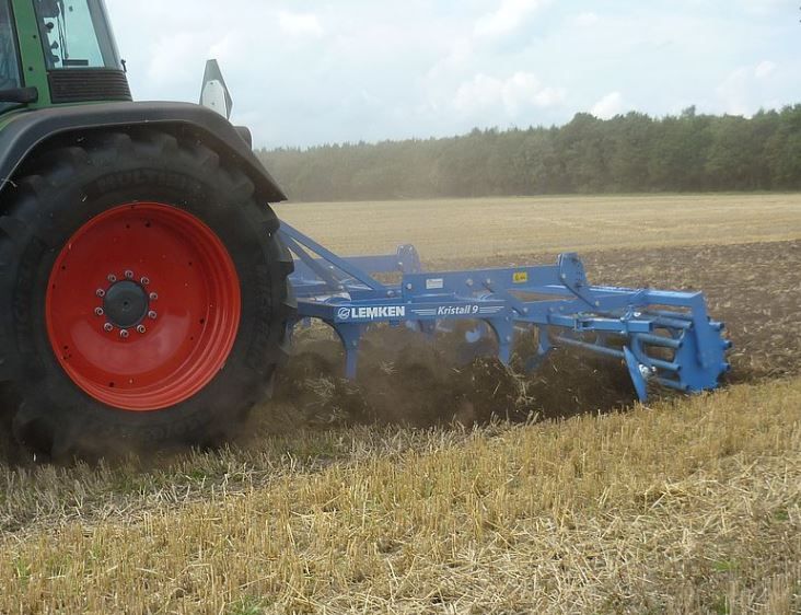 Kristall 9 - cultivateur agricole - largeur de travail 300 à 600 cm - socs TriMix et DuoMix pour déchaumage intensif_3