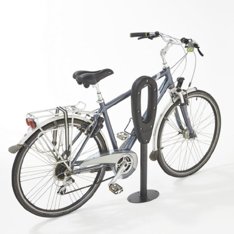 Poteau range 2 vélos avec un anneau en gomme pour une protection maximum des vélos_3