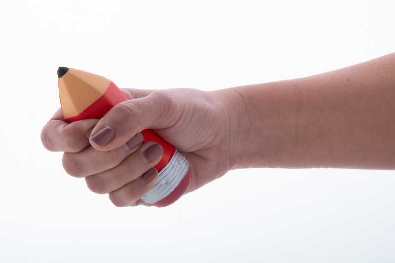 Balle anti-stress en forme de crayon - couleur rouge - 20.8 gr_3