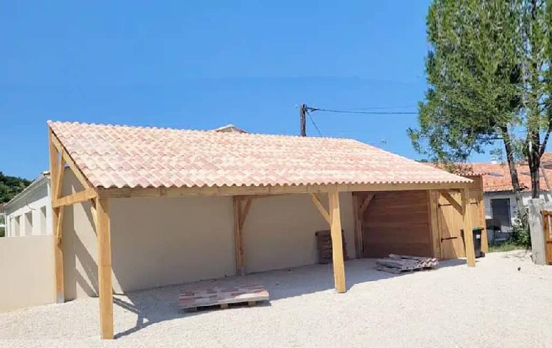 Carport en bois Douglas - LCI Cheval - Protection élégante et durable pour véhicules_3