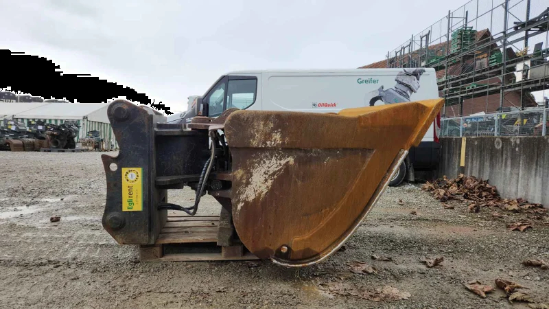 Godet pivotant SL-1600 - OilQuick OQ 80 - Attache rapide et grande liberté de mouvement_3