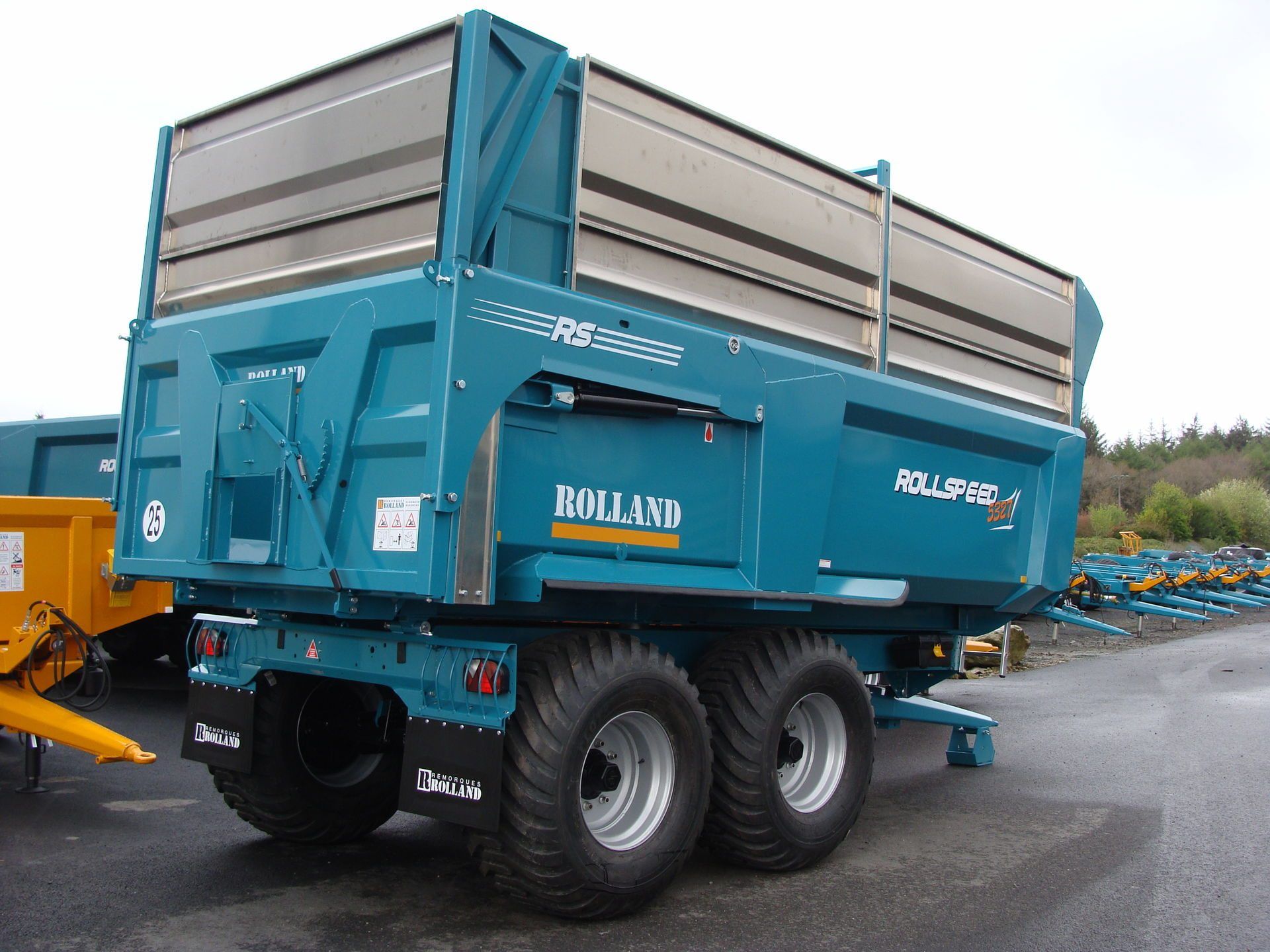 Rollspeed 5327, première de la gamme Rollspeed