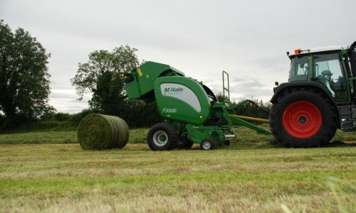 F5500 - presse à balle ronde - mc hale - poids 3500 kg_3
