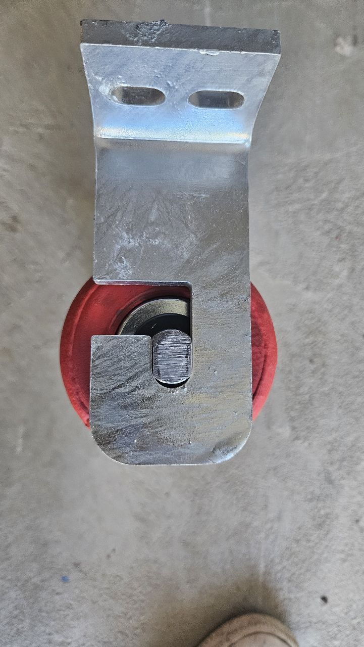 Équerre de fixation pour rouleau de retour - bande transporteuse - supportage de rouleaux axe 20 mm avec méplat 14 mm_0