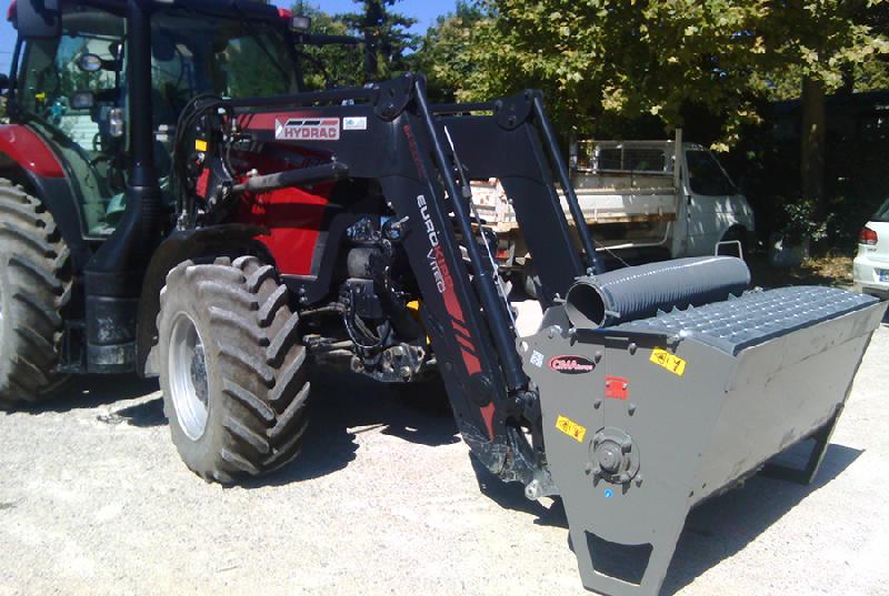 Godet malaxeur à transmission par chaîne renforcée_3