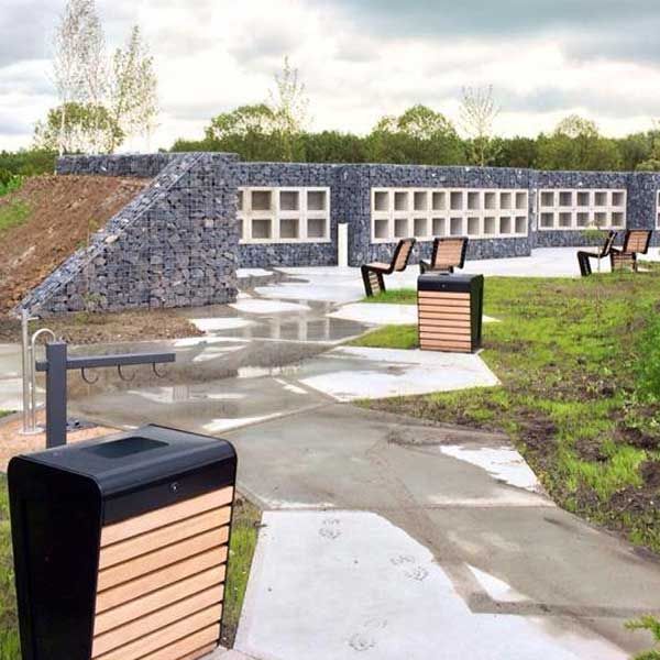 Poubelle FalcoLinea - Poubelle publique avec serrure clé triangle - Design bois et acier noir_3