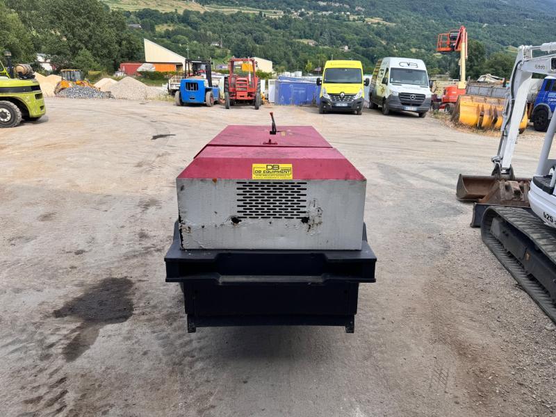Ingersoll rand P180WD Compresseur de chantier sur remorque_3