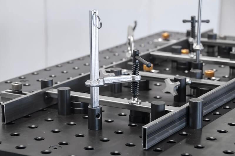 Table de soudage Rhino 1200x750mm Ø16mm + Kit 66 Accessoires_3