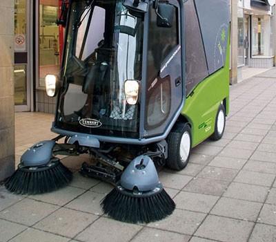 500ze balayeuse de rue électrique TENNANT Green Machines_3