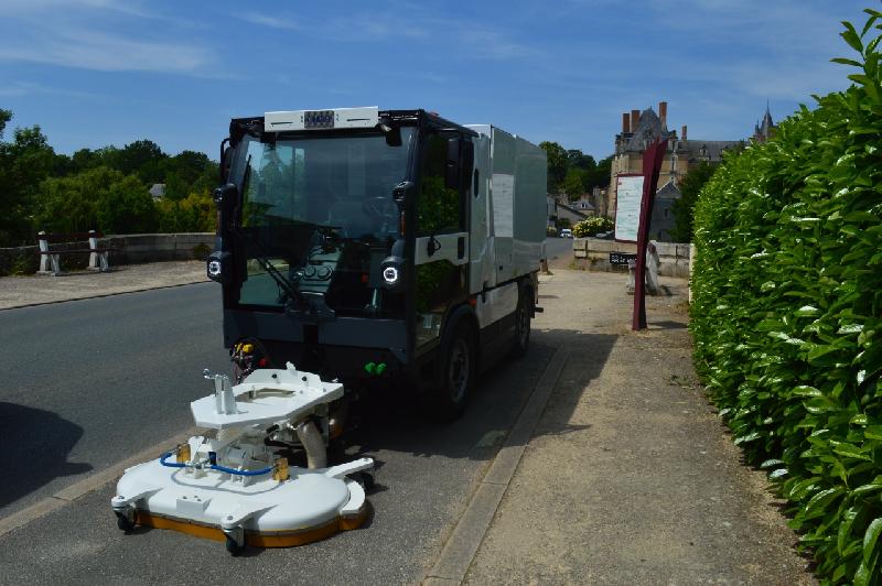 Laveuse compacte avec absorption des salissures et séchage immédiat