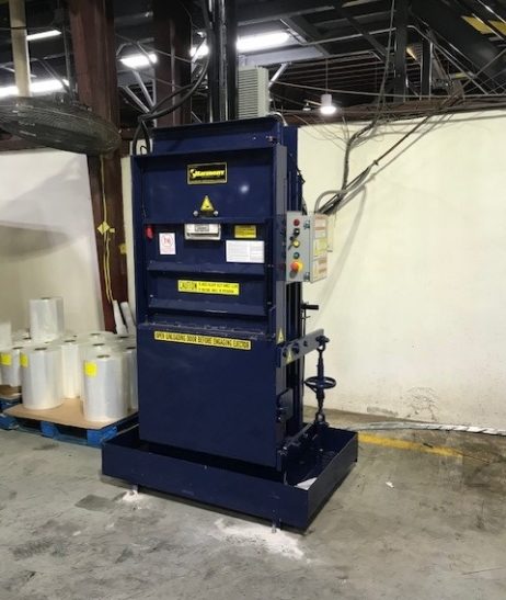 Presse à balle verticale à extraction de liquide ExtractPack - mise en balles PET, canettes et drainage en une étape_3