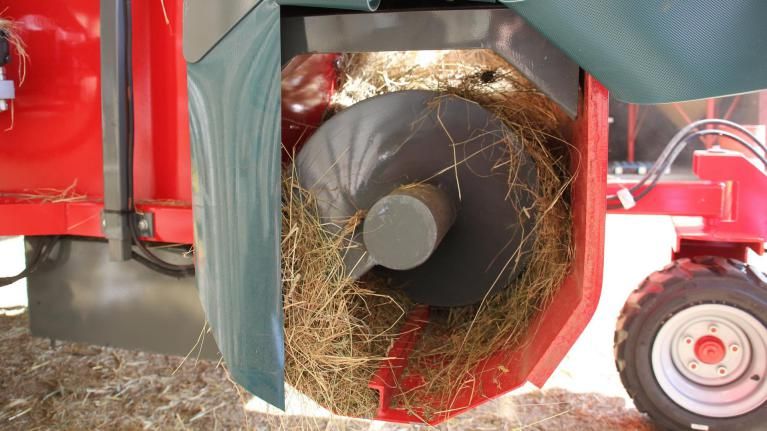 Pailleuse agricole mixte automotrice - galonnier - paillage juqu'à 2,50 m à 7 m_3