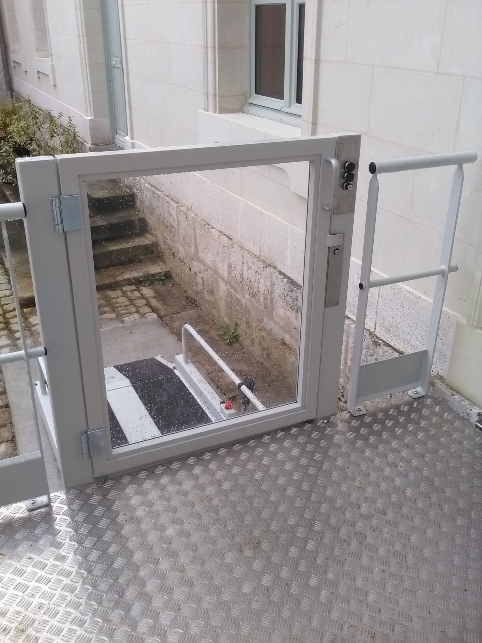 Elévateur mobile minilift 1 course 60 cm_3