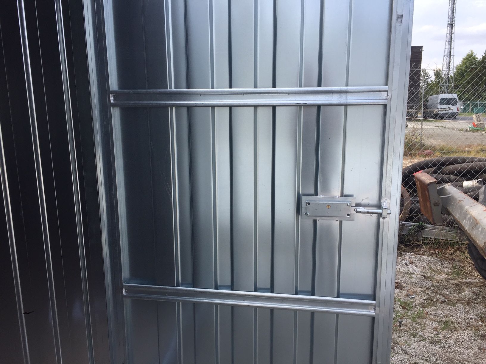 Container de stockage galvanisé démontable - 4m x 2,3m x 2,2m - Cadre acier, plancher bois, toit renforcé_3