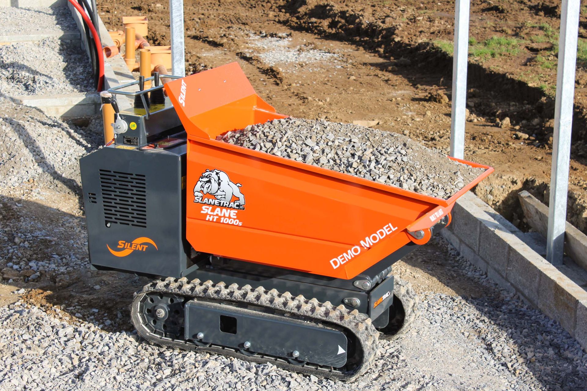 Dumper sur chenilles Slanetrac HT1000 - robuste, maniable, capacité de charge élevée, bennage 1300 mm_4