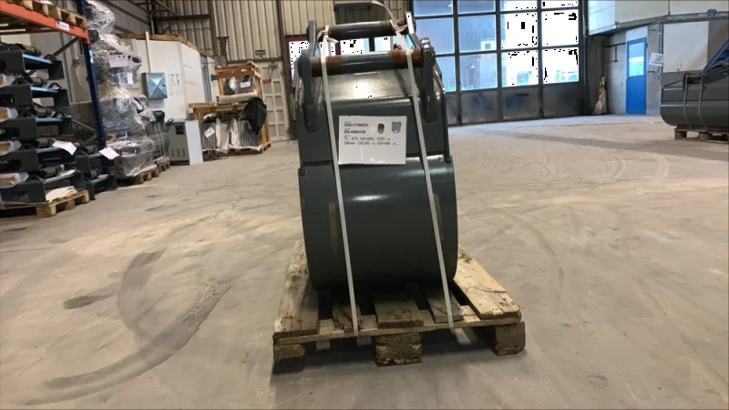 Godet de creuse Egli ETL 160-600 - OilQuick OQ 60 - Construction robuste et géométrie ingénieuse_3