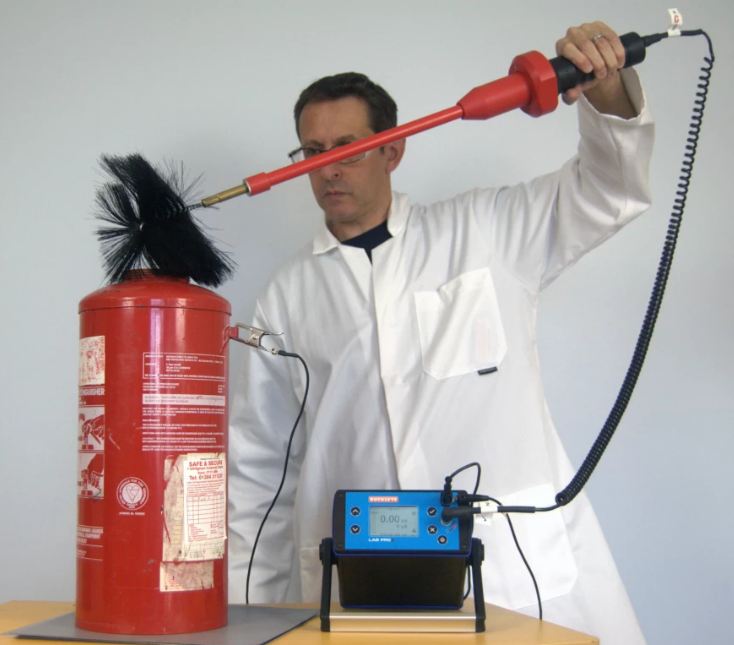 Détecteur de porosité alimenté par secteur - Lab Pro2 avec accessoires et électrodes_3