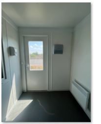 Bureau modulaire Batimodule® 30 pieds - Dimensions 9,12m x 2,43m x 2,59m - Isolation, électricité et équipements inclus_3