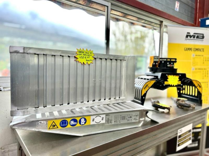 RAMPES ALUMINIUM rampe de chargement 1 metre 7t_3