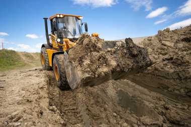 Chargeuse Venieri avec tableau de bord clair et fonctionnel