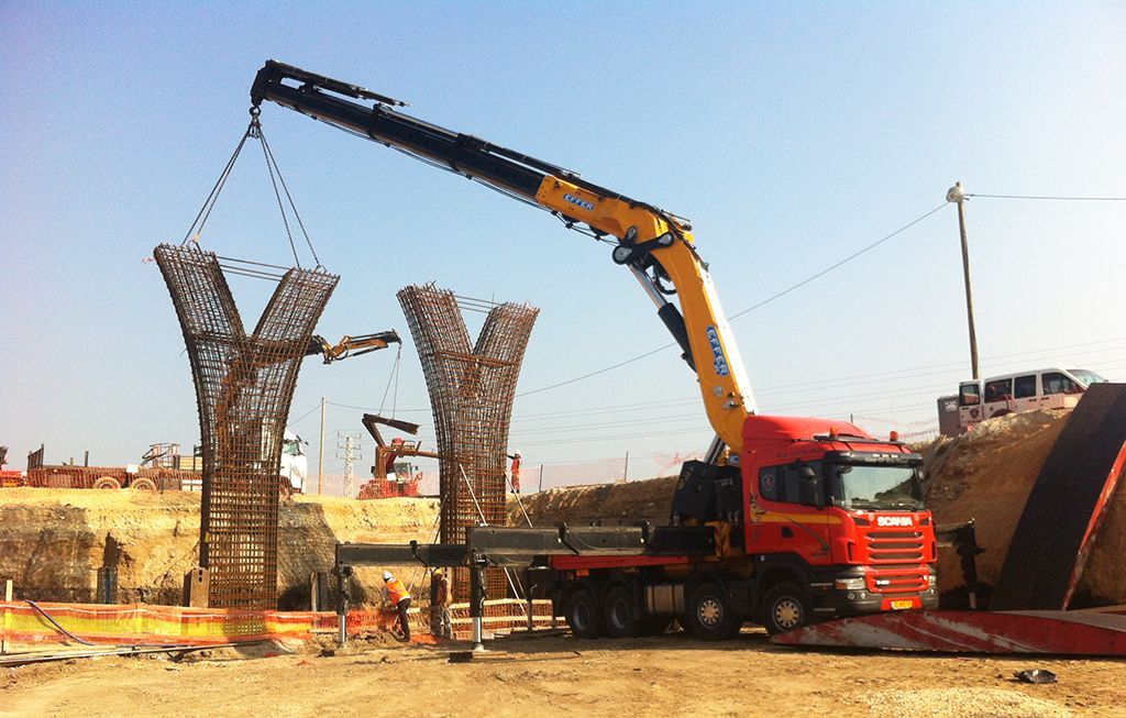 Grue auxiliaire BIG 2655 - Effer - pression 370 bar - distances incroyables et capacité de levage exceptionnelle_3