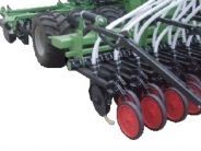 DSK - Semoir agricole Damax SRL - Modèles : 4500 et 6000 - Versions bottine, disque simple et disque double_3