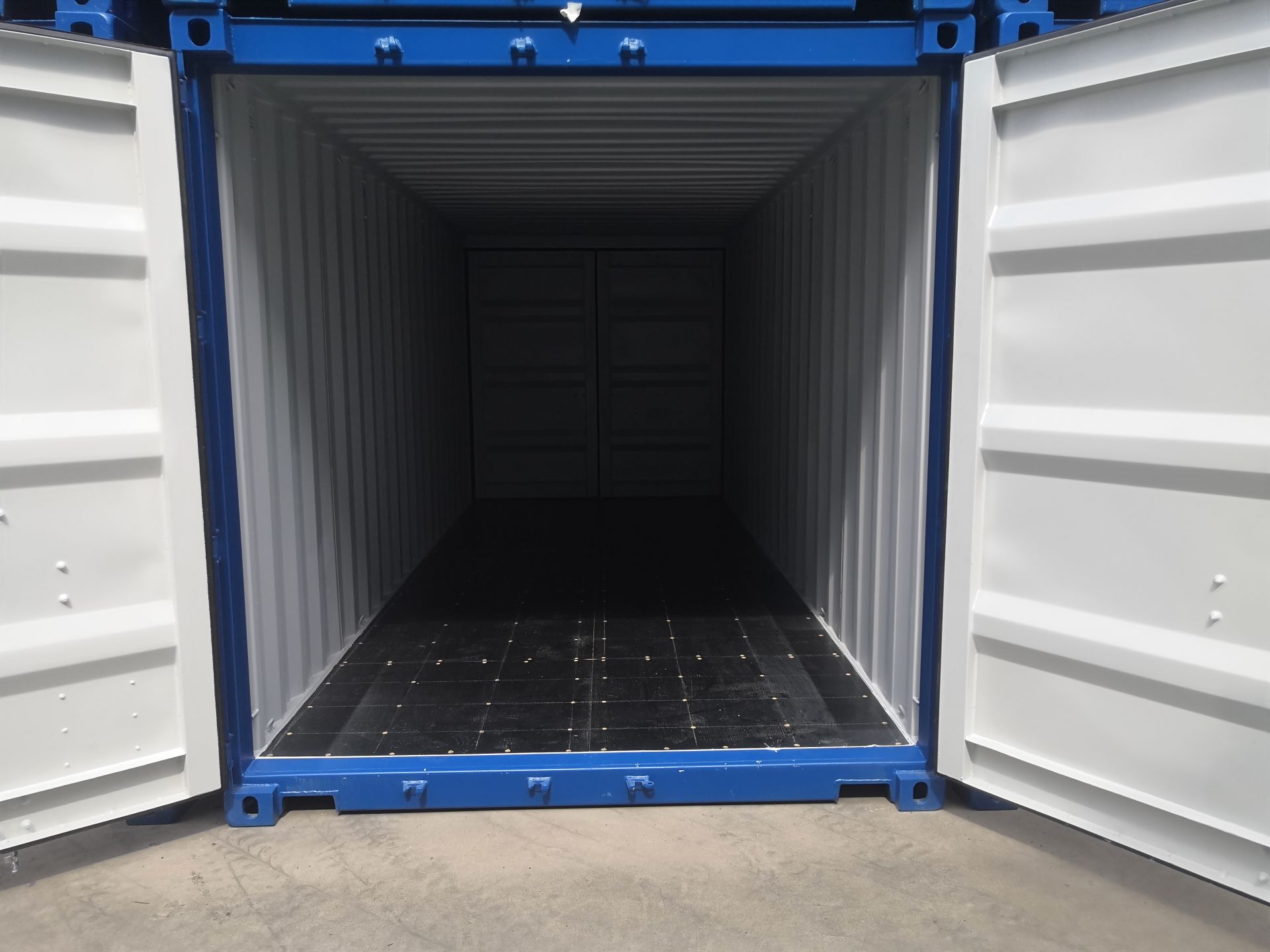 Container maritime 20 pieds Double Door - Premier Voyage - Acier Corten et contreplaqué marine_3
