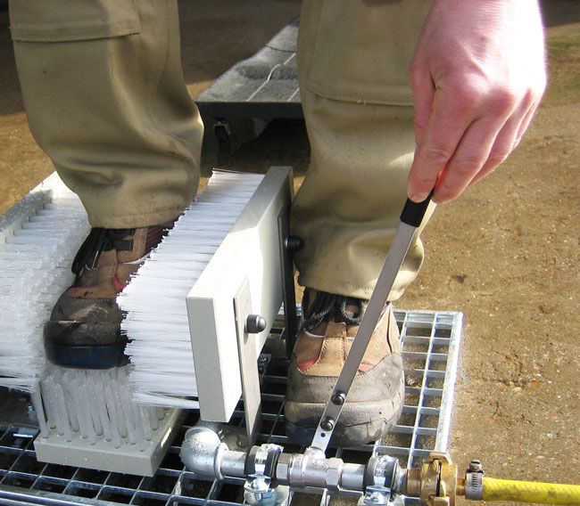 Lave-bottes pour chaussures de travail_3