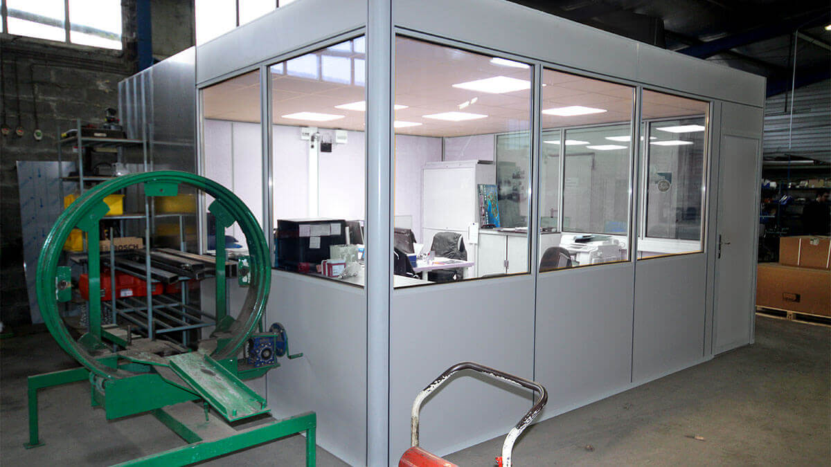 Atelier préassemblé Novokit avec panneaux modulaires