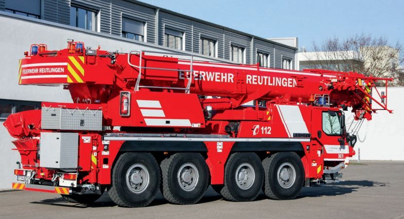 LTM 1070-4.2 grues automotrices - Liebherr - longueur de flèche télescopique 11 à 50 m - technologie moderne pour applications spéciales_3