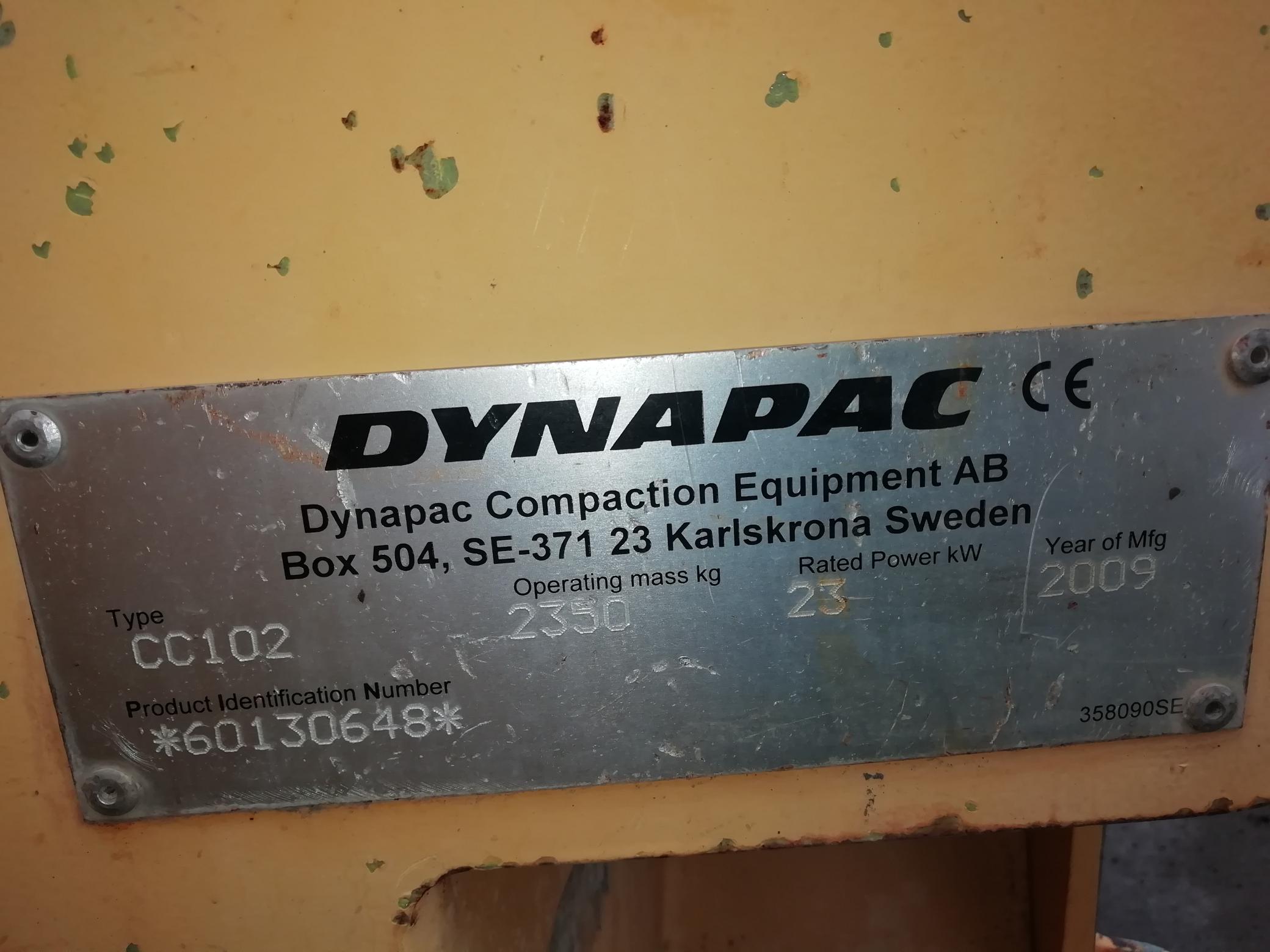 Rouleau vibrant Dynapac CC102 - largeur 1000 mm - 2350 kg - Année 2009 - 900h - Distribution neuve_3