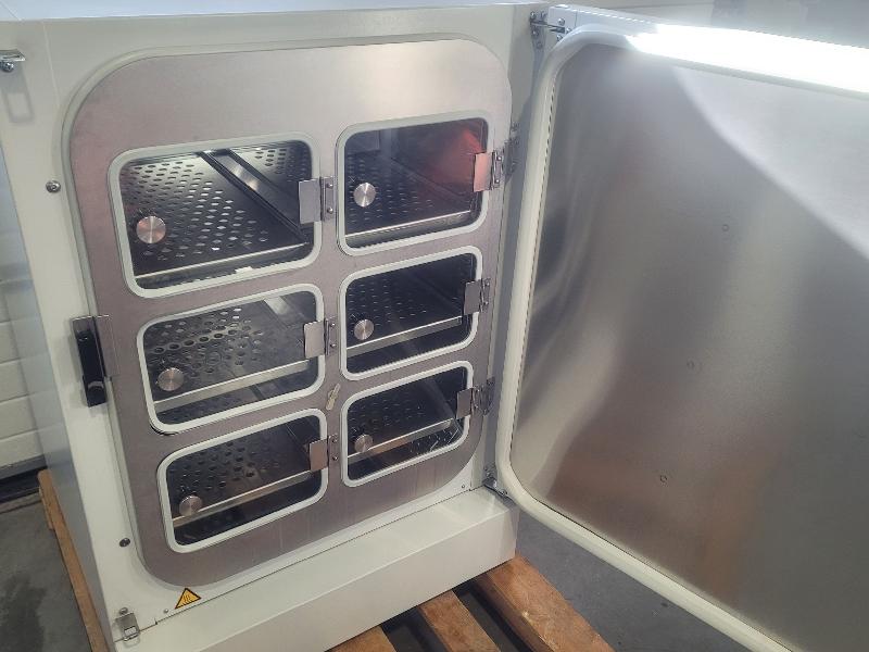 Incubateur / étuve à Co2 BINDER CB210_3