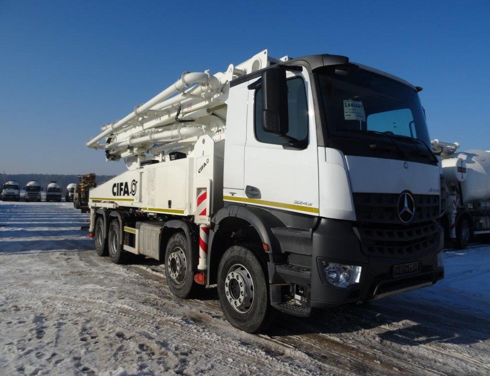 Mercedes Benz Arocs 3243 8x4 - Pompe à béton Cifa K42L XRZ 1608EC - 2017 Euro 6 - 430CV_3