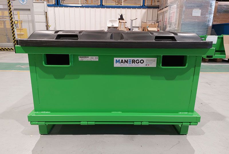 Benne à fond ouvrant 400 l avec couvercle_3