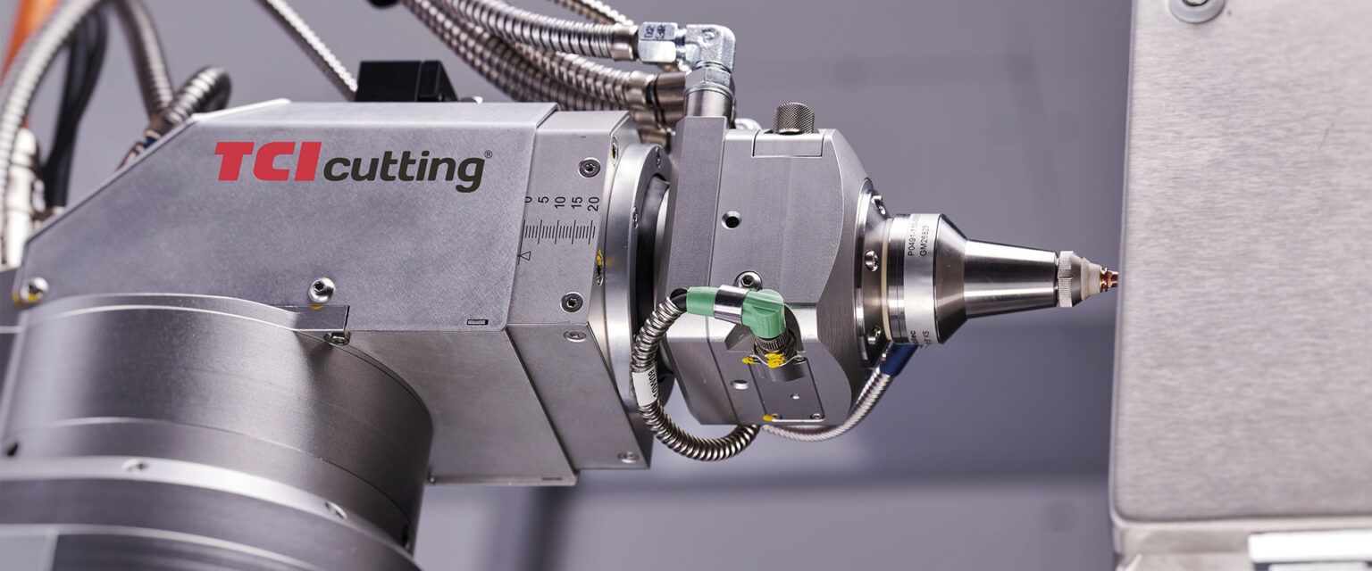 Dreamline Fiber - Machine de découpe laser 3D 5 axes - TCI Cutting - Puissances 700 W à 4 000 W_3