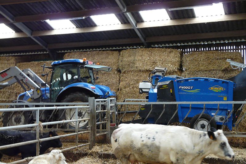 Dp 400 gt - désileuse pailleuse - robert - distributrice trainée 4.5 m3_3